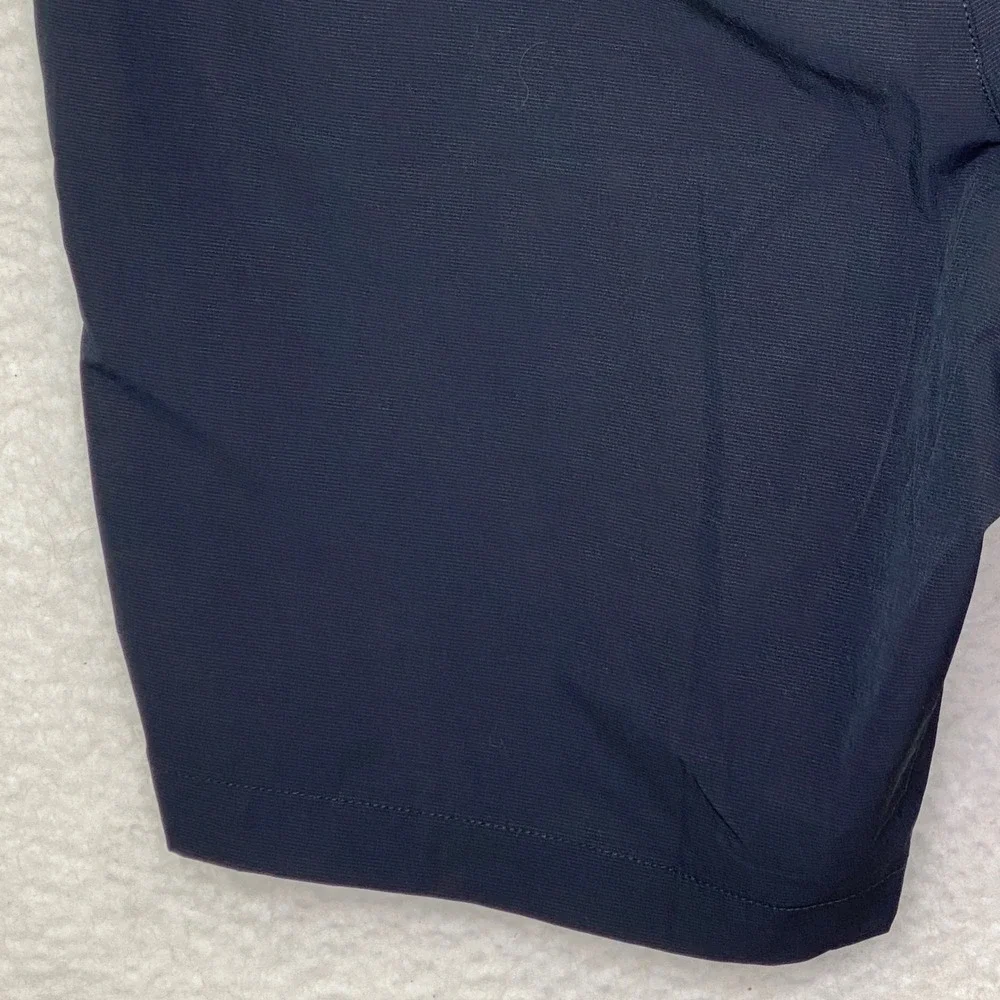 Banana Republic Mens Comfort Flat Front Shorts Navy Blue Stretch Wicking Size 38